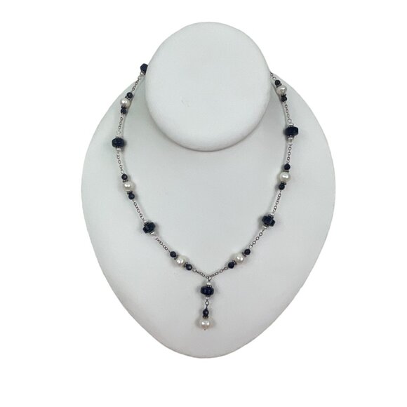 Elegant Pearl and Black Blue Goldstone Beaded Necklace With Silver Chain - Picture 4 of 8